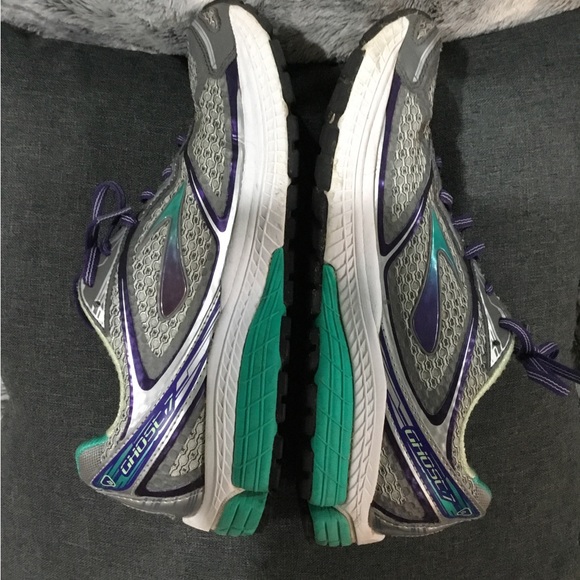 BROOKS GHOST 7 womens running sneaker. Size 10. Great condition. - Picture 2 of 11